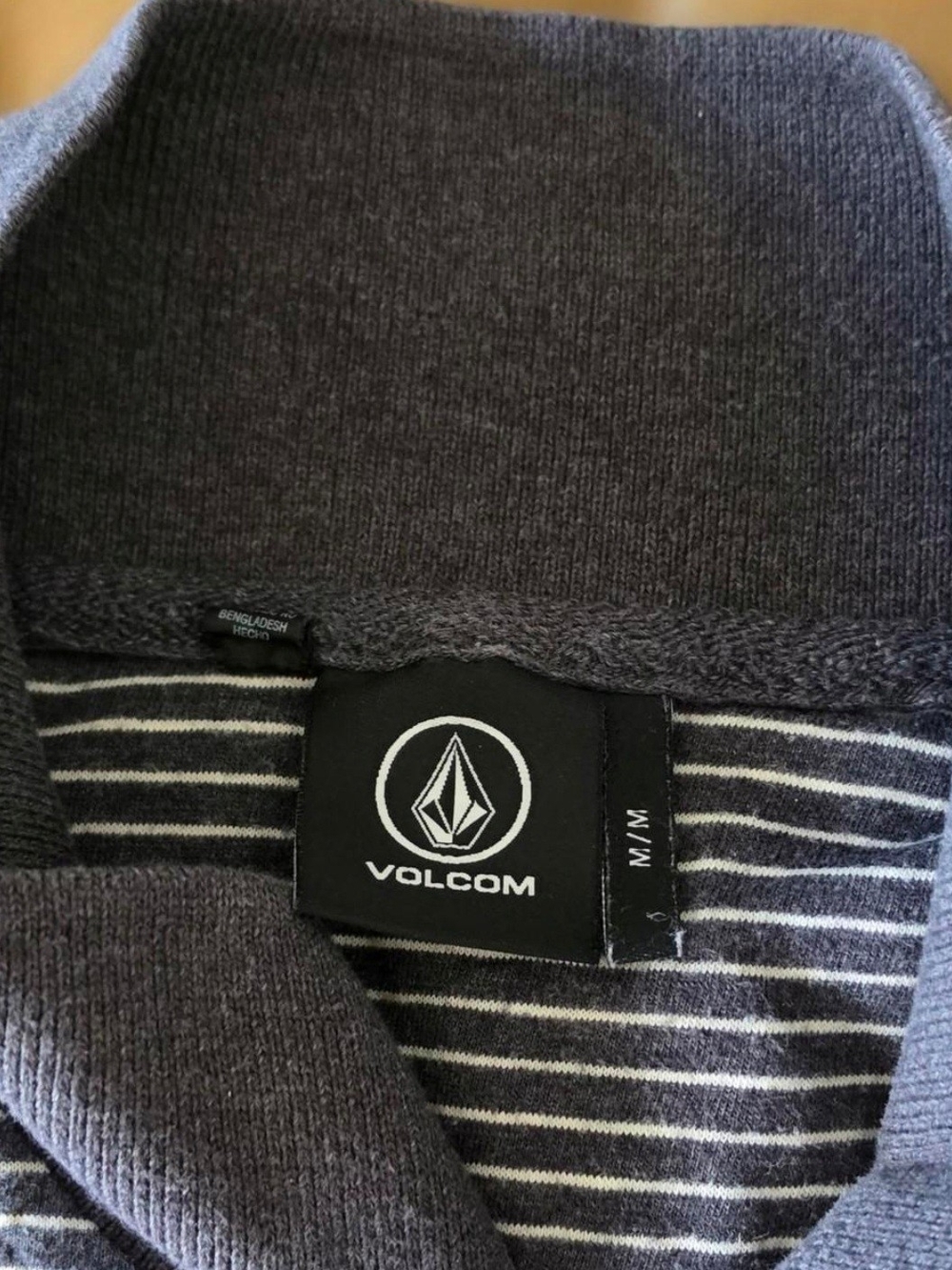 Volcom Men’s Charcoal Gray Crewneck Sweater with White Stripes